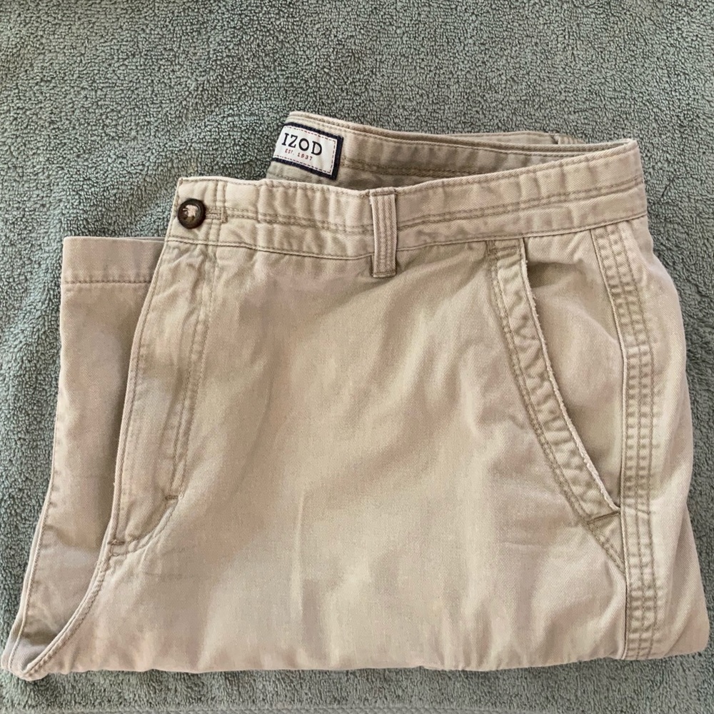 ***IZOD*** Men’s Khaki Cargo Shorts